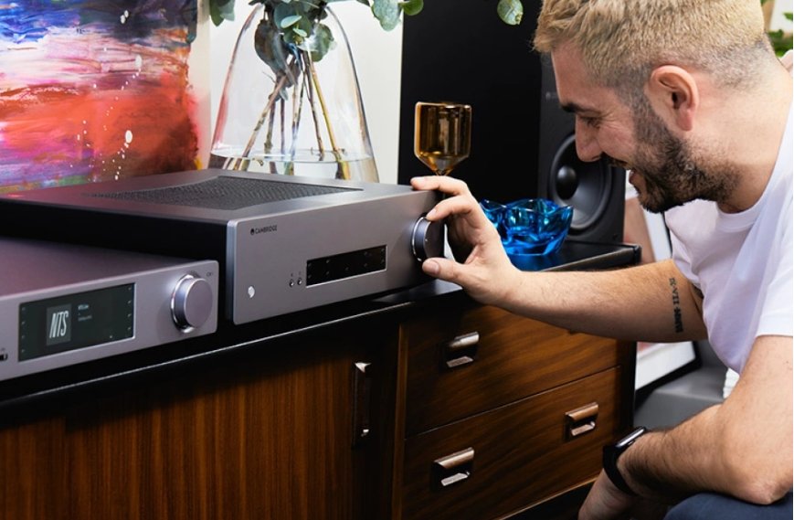 Cambridge Audio CXA61 Stereo Hifi Amfi
