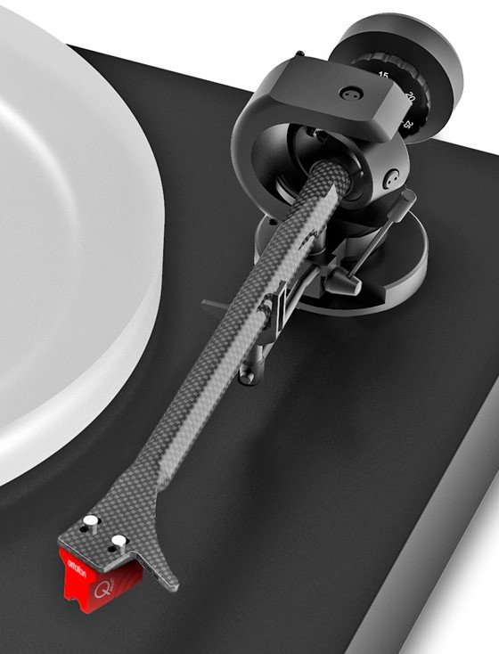 Pro-Ject X2 B Karbon Alüminyum Kol Tasarımı