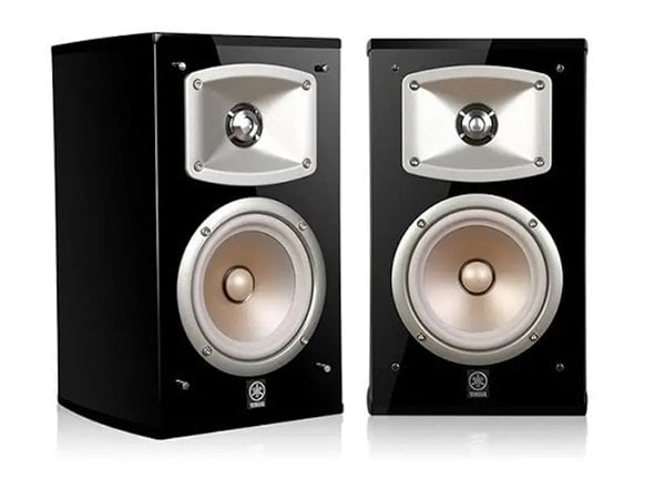 YAMAHA NS-333 Raf Tipi Hoparlör