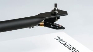 Pro-Ject Essential III OM10 Pikap