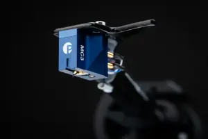 Pro-Ject 6PerspeX Balanced High-End Pikap
