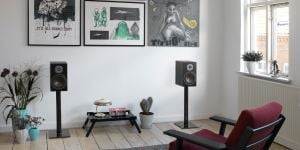 DALI  Oberon 3 Raf Tipi / Bookshelf Hoparlör - Çift Black Ash