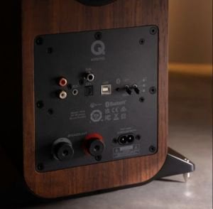 Q Acoustics M40 Aktif  Hoparlör