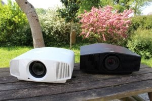 Sony VPL-VW290ES Ev Sineması Projektörü